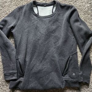 Lululemon Women's Size 12 Pullover